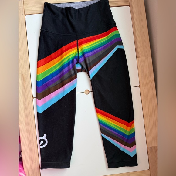 Peloton Pride Set - Picture 5 of 6